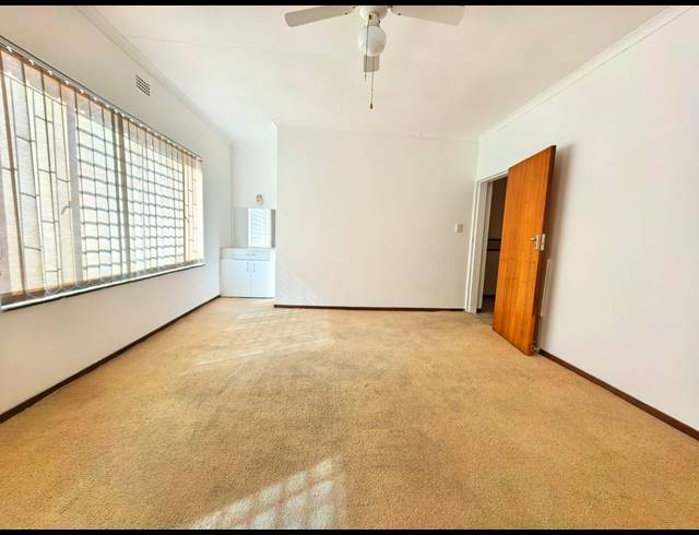 3 BEDROOM TOWNHOUSE FOR SALE IN VAALPARK